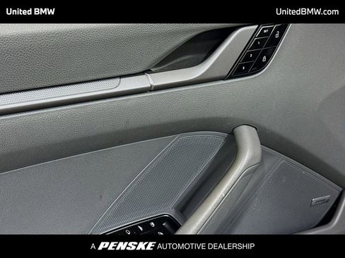 Used 2021 Porsche 911 Carrera image 3