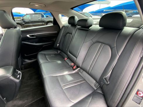 Used 2023 Hyundai Sonata Limited w/ Cargo Package image 21