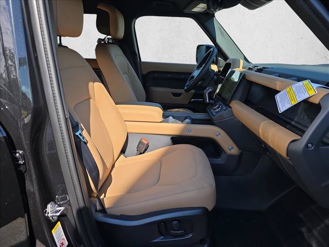 New 2026 Land Rover Defender 110 X-Dynamic SE AWD/4WD image 10