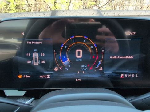 New 2026 Chevrolet Suburban RST w/ RST Capability Package AWD/4WD image 32