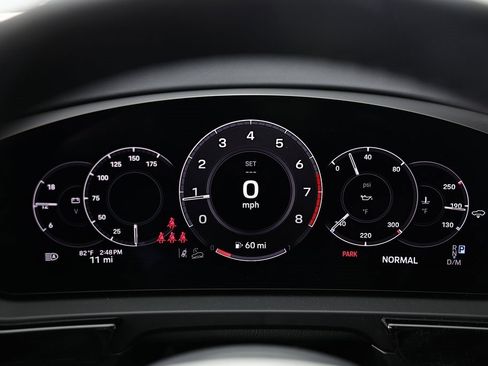 New 2026 Porsche Cayenne image 32