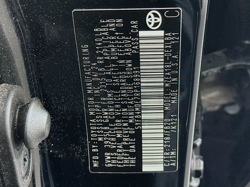 Used 2024 Toyota Corolla LE image 12