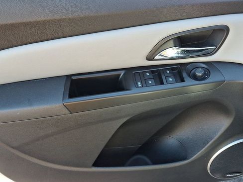 Used 2014 Chevrolet Cruze LT w/ All-Star Edition FWD image 12