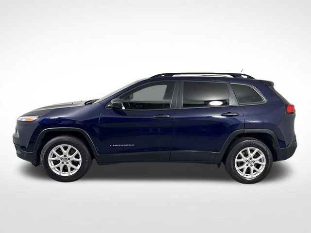 Used 2016 Jeep Cherokee Sport w/ Cold Weather Group AWD/4WD image 30