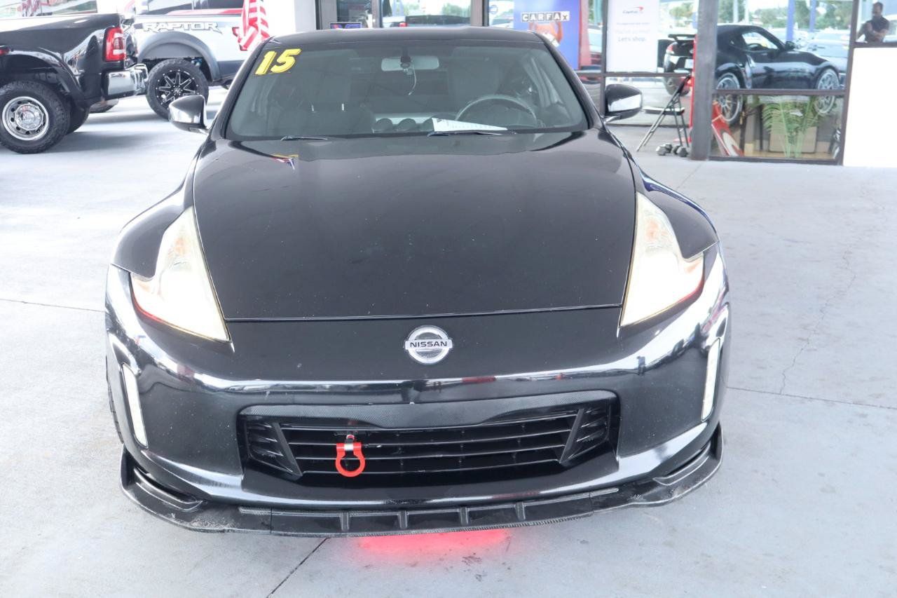 Used 2015 Nissan 370Z Coupe RWD image 15