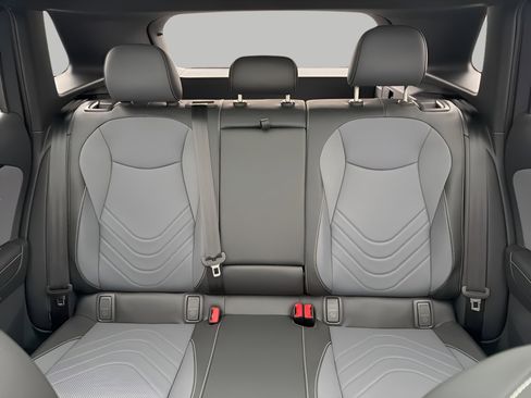 New 2026 Volkswagen Tiguan SE R-Line AWD/4WD image 23