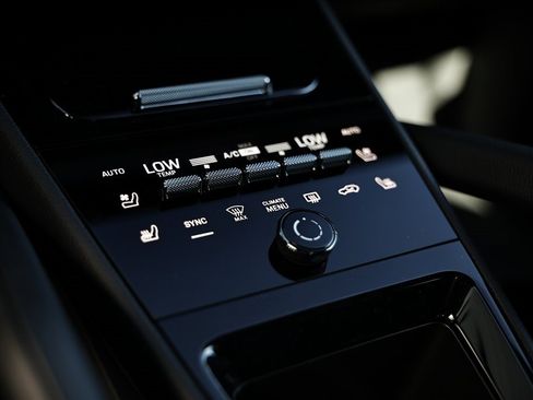 New 2026 Porsche Cayenne S image 42