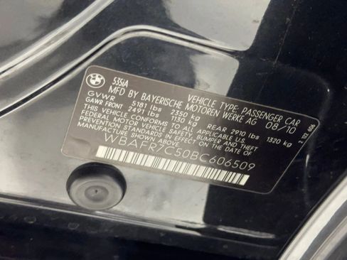 Used 2011 BMW 535i Sedan image 46