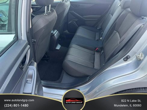 Used 2018 Subaru Impreza 2.0i Premium image 12