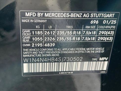 Certified 2025 Mercedes-Benz GLA 250 4MATIC image 27