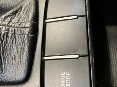 Used 2016 Kia Sorento LX image 27