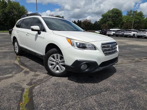 Used 2017 Subaru Outback 2.5i Premium AWD/4WD image 21