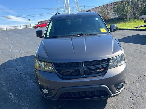 Used 2019 Dodge Journey SE w/ Connectivity Group AWD/4WD image 8