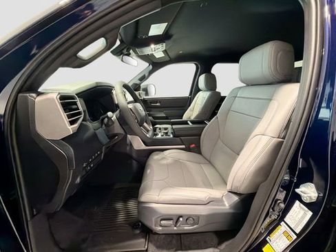 New 2026 Toyota Tundra SR5 AWD/4WD image 17