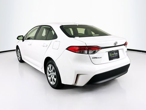Used 2023 Toyota Corolla LE w/ Carpet Mat Package (TMS) image 5