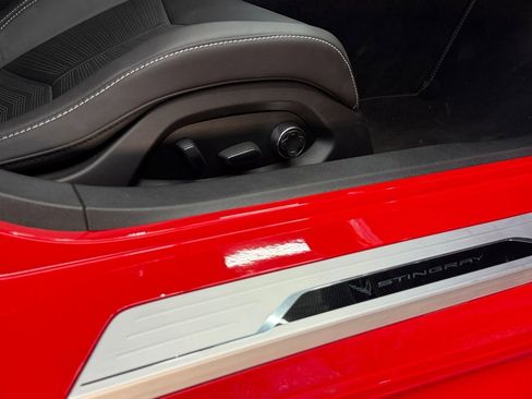 Used 2024 Chevrolet Corvette Stingray Preferred Cpe w/ Z51 Performance Package image 18
