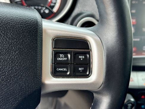 Used 2014 Dodge Journey Limited w/ Driver Convenience Group AWD/4WD image 25