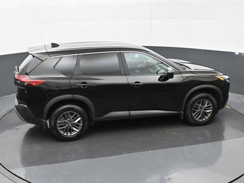 Used 2023 Nissan Rogue S AWD/4WD image 32