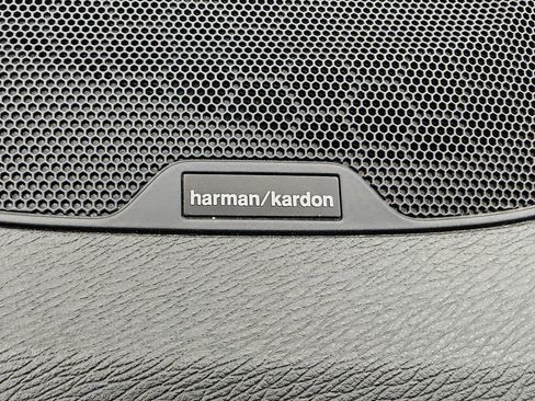 Used 2018 Volvo V60 T6 Polestar image 19