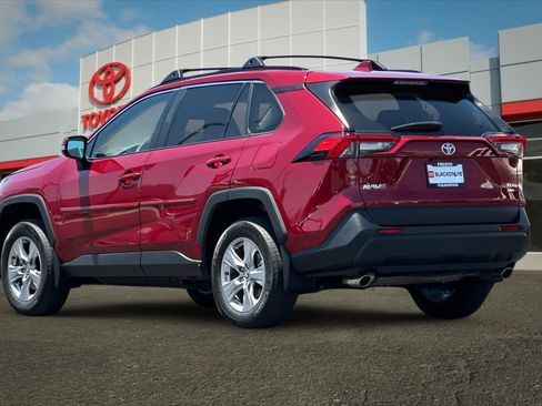 Certified 2025 Toyota RAV4 XLE w/ Convenience Package AWD/4WD image 5