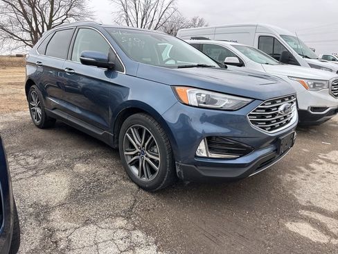 Used 2019 Ford Edge Titanium w/ Cold Weather Package image 7