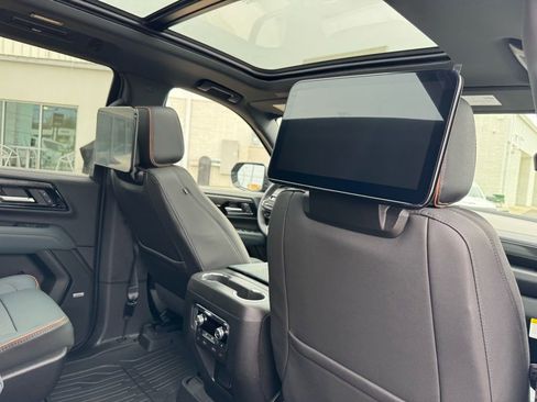 New 2026 GMC Yukon AT4 w/ AT4 Premium Plus Package image 33