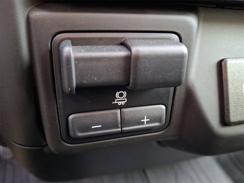 Used 2024 GMC Sierra 2500 Pro w/ Convenience Package image 23