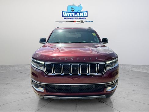 Certified 2023 Jeep Wagoneer Series III w/ Convenience Group I AWD/4WD image 8
