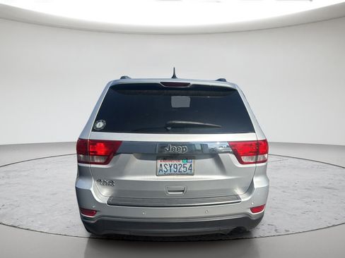 Used 2011 Jeep Grand Cherokee Laredo AWD/4WD image 6