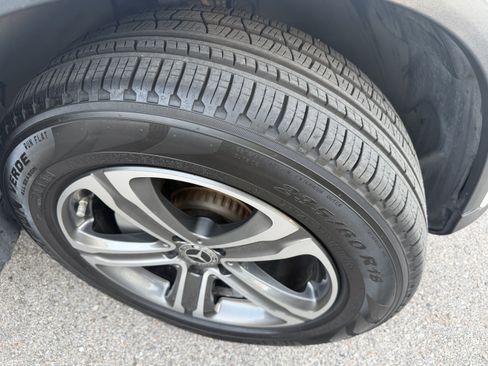 Used 2019 Mercedes-Benz GLC 300 image 31