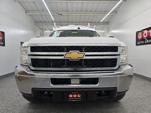 Used 2014 Chevrolet Silverado 3500 W/T image 3