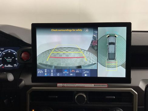 Used 2024 Toyota Tacoma 4x4 Double Cab image 22