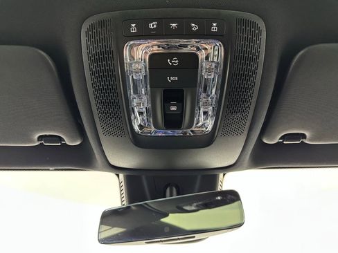 Used 2023 Mercedes-Benz EQB 300 4MATIC w/ Exclusive Package image 33