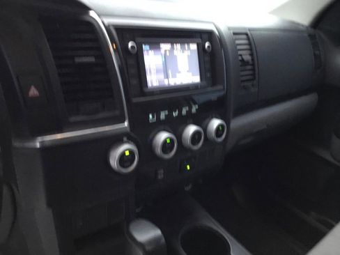 Used 2019 Toyota Sequoia SR5 image 15