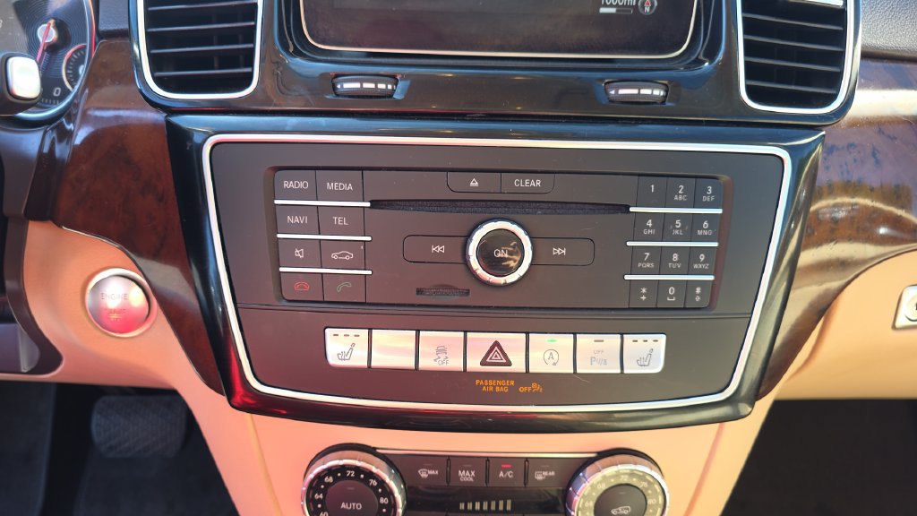Used 2019 Mercedes-Benz GLS 450 4MATIC image 21