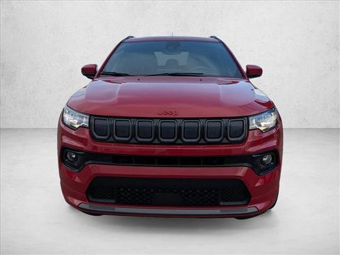 Used 2022 Jeep Compass Limited AWD/4WD image 2