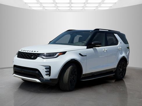 Used 2025 Land Rover Discovery Dynamic SE AWD/4WD image 1
