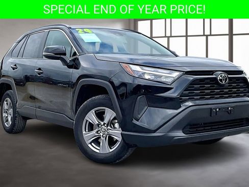 Used 2024 Toyota RAV4 XLE image 3
