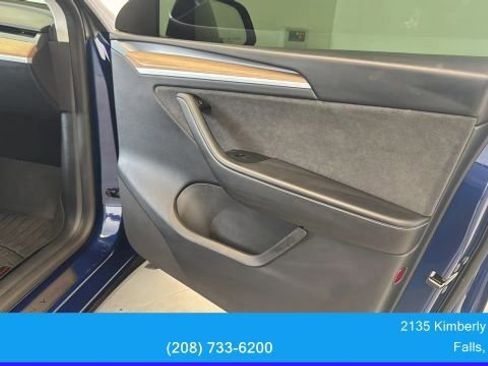 Used 2023 Tesla Model Y Long Range AWD/4WD image 40