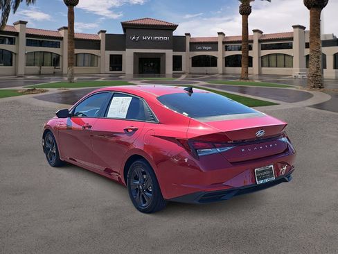 Used 2021 Hyundai Elantra SEL FWD image 6