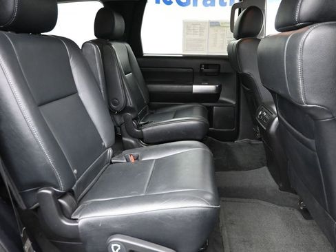 Used 2019 Toyota Sequoia TRD Sport w/ TRD Sport Premium Package AWD/4WD image 9