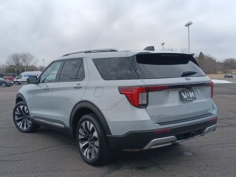 Used 2025 Ford Explorer Platinum w/ LUX Leather Package AWD/4WD image 28