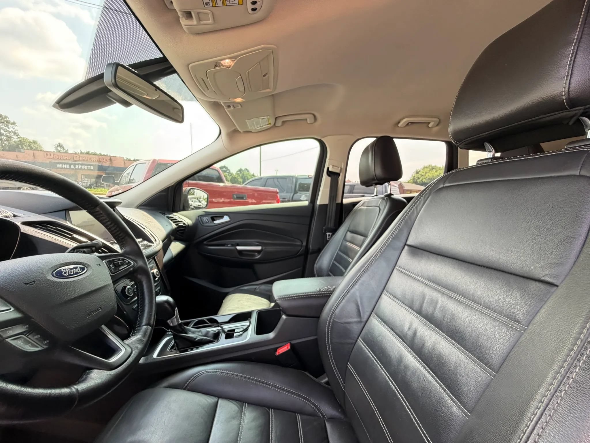 Used 2017 Ford Escape Titanium FWD image 12