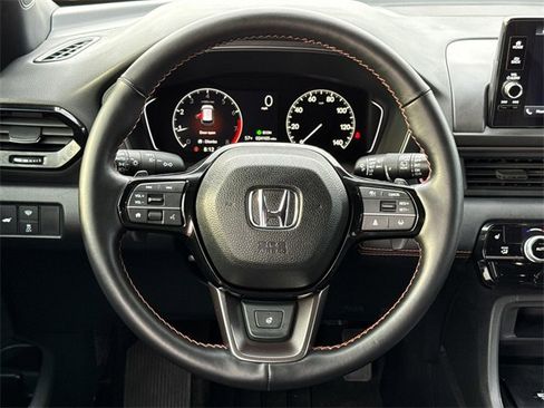 Used 2024 Honda Pilot TrailSport image 16