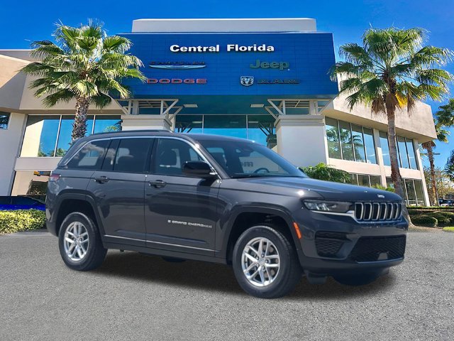 New 2026 Jeep Grand Cherokee Laredo RWD image 2