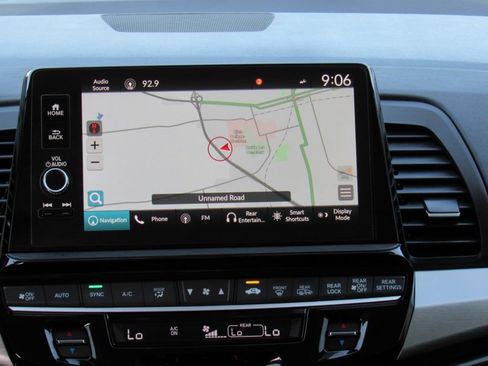 Used 2025 Honda Odyssey Touring image 23
