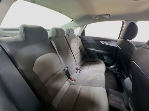 Certified 2023 Kia Forte LXS image 25
