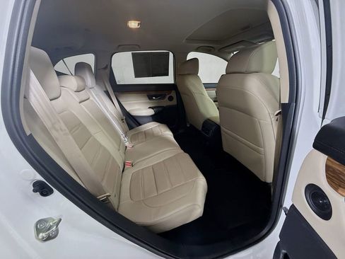 Used 2018 Honda CR-V Touring image 28