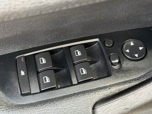 Used 2015 BMW X1 xDrive28i image 15