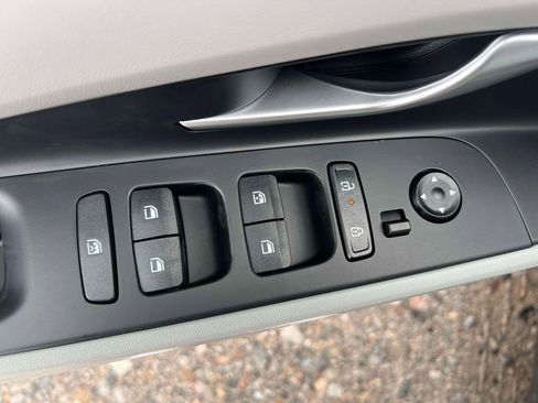 New 2026 Hyundai Elantra Limited FWD image 25
